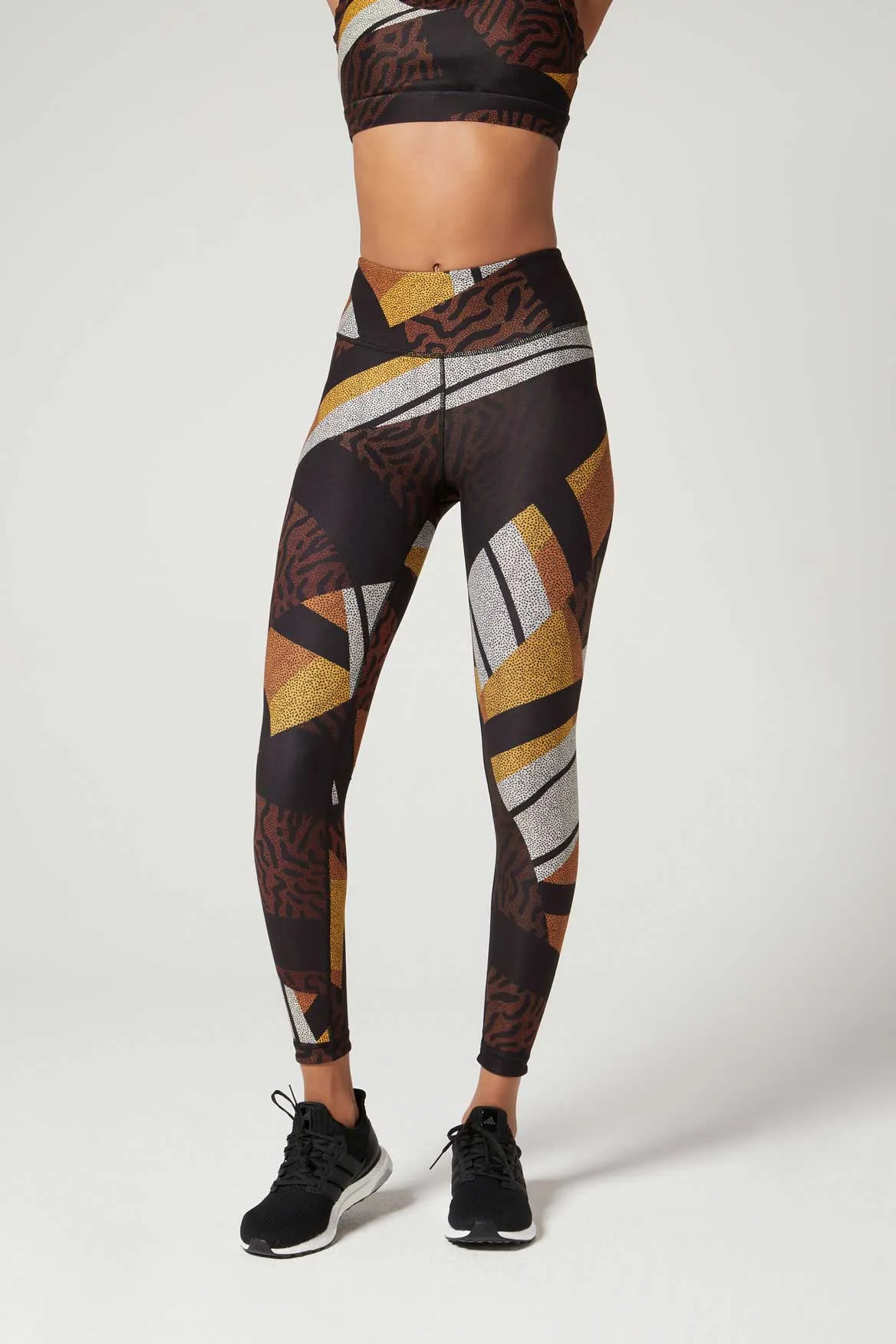 Sure! Heres an optimized title for the product with additional descriptive modifiers:

Aria High-Waisted Back Pocket Leggings - Totem Pattern, Moisture-Wicking, and Four-Way Stretch Fabric