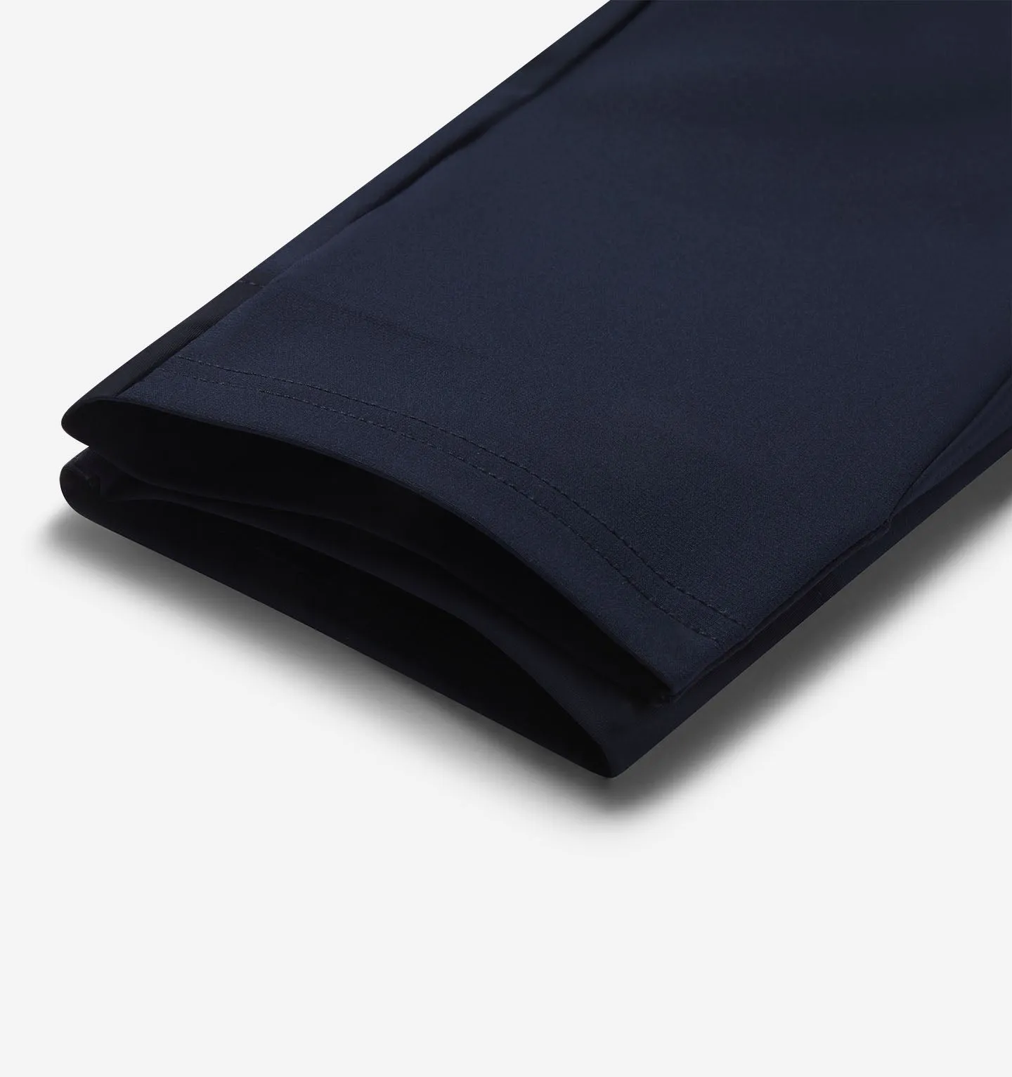 Sure, I can help optimize the title for an e-commerce product. Could you provide more details about the Halifax Pant, such as its features, material, target audience, or any other relevant details? This information will help create a more descriptive and engaging title.