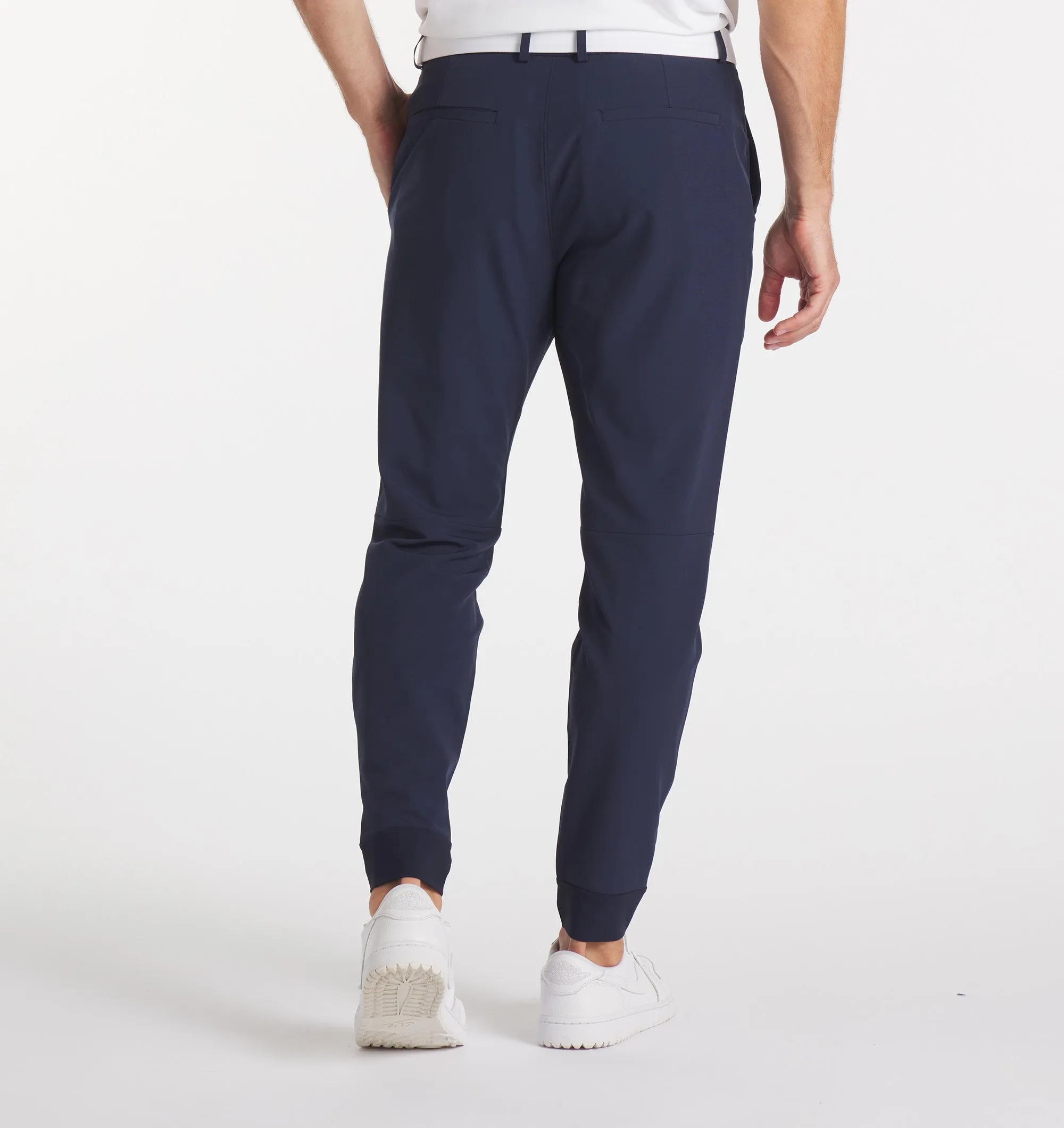 Sure, I can help optimize the title for an e-commerce product. Could you provide more details about the Halifax Pant, such as its features, material, target audience, or any other relevant details? This information will help create a more descriptive and engaging title.
