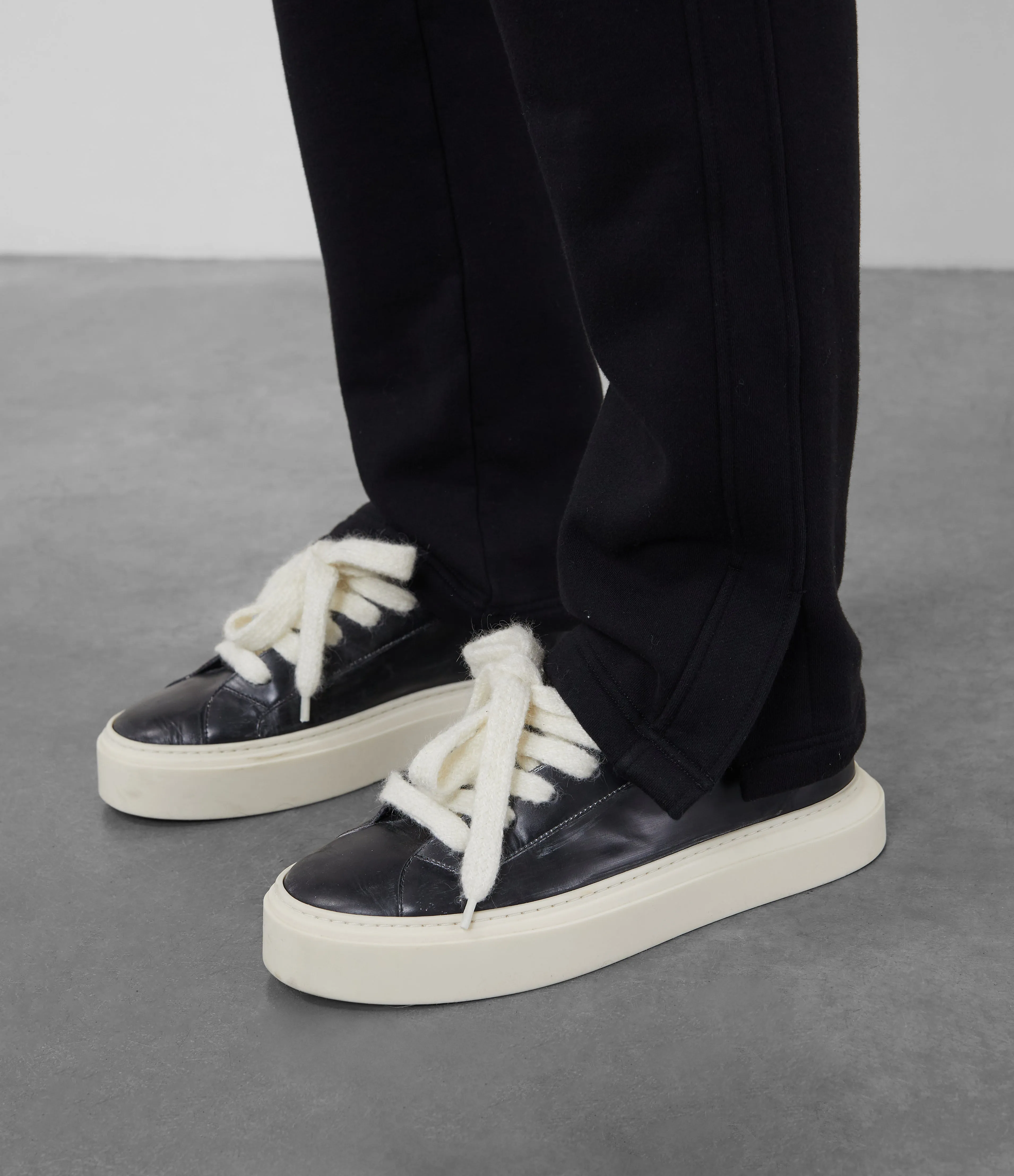 Durable High-Quality Split Pants for Comfortable Fit